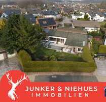 Haus zum Kaufen in Oerlinghausen 490.000,00 € 206 m²