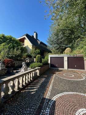 Foto - Haus zum Kaufen in Bad Salzdetfurth 389.000,00 € 300 m²