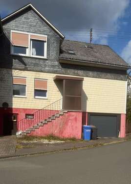 Foto - Haus zum Kaufen in Neunkirchen 136.000,00 € 125 m²