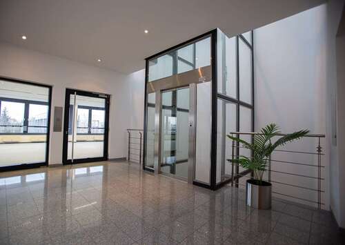 Foto - Büro in Ismaning 7.462,50 € 597 m²