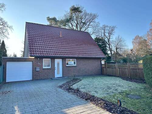 Foto - Haus zum Mieten in Westerstede 1.350,00 € 119 m²