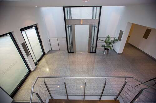 Foto - Büro in Ismaning 2.862,50 € 229 m²