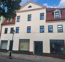 Haus zum Kaufen in Lucka 266.000,00 € 402 m²