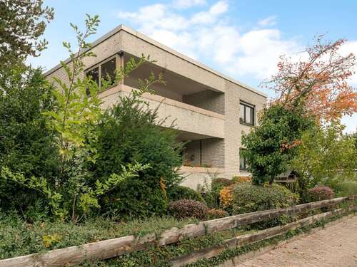 Foto - Haus zum Kaufen in Isernhagen 545.000,00 € 235 m²