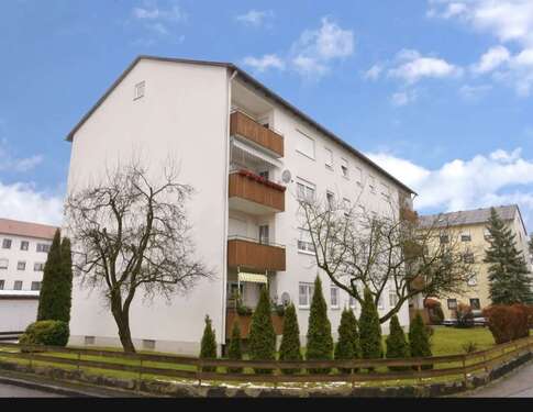 Foto - Wohnung zum Mieten in Burgkirchen 730,00 € 68.13 m²