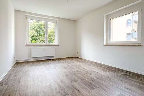 Foto - Wohnung zum Mieten in Plauen 299,00 € 56.19 m²