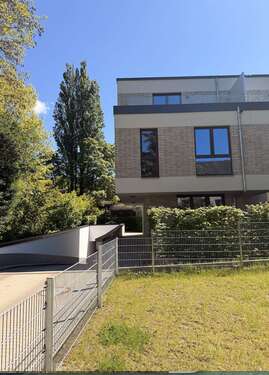 Foto - Haus zum Mieten in Hamburg Lokstedt 3.490,00 € 158.5 m²