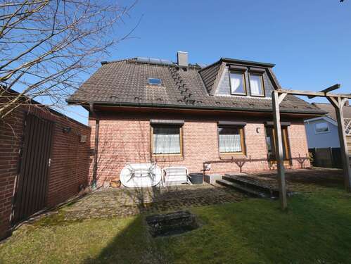 Foto - Haus zum Kaufen in Henstedt-Ulzburg 549.900,00 € 163.5 m²