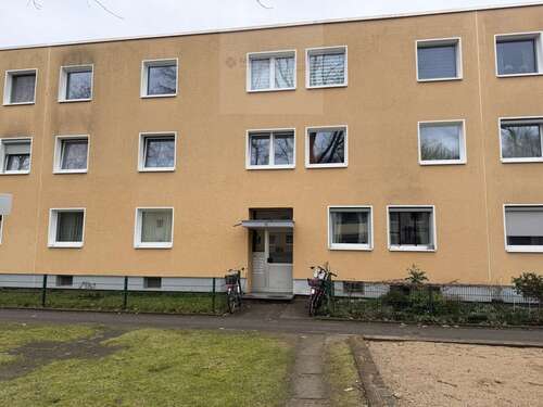 Foto - Wohnung zum Kaufen in Düsseldorf 160.000,00 € 71.31 m²