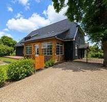Haus zum Kaufen in Binnen 420.000,00 € 380.01 m²