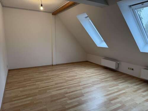 Foto - Wohnung zum Mieten in Hamburg 950,00 € 73.33 m²