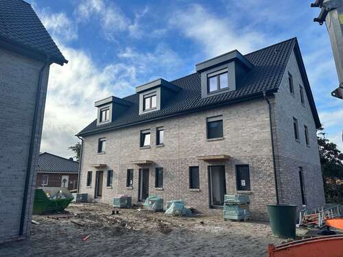 Foto - Wohnung zum Mieten in Augustfehn 840,00 € 81.94 m²