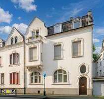 Haus zum Kaufen in Solingen 349.000,00 € 305.87 m²