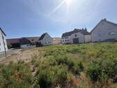Grundstück zu verkaufen in Großrinderfeld 180.000,00 € 1200 m²