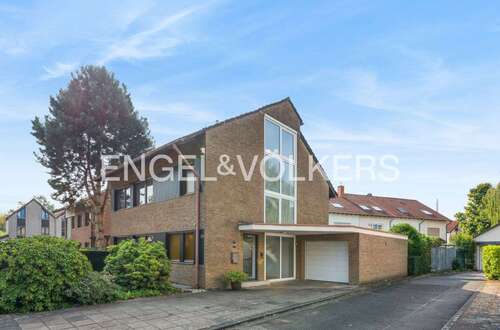 Foto - Haus zum Kaufen in Hürth 659.000,00 € 196 m²