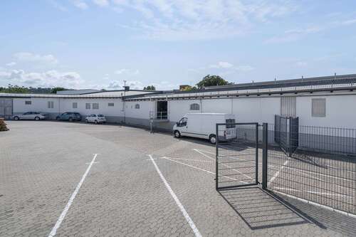 Foto - Halle in Koblenz 1.150,00 € 268.93 m²