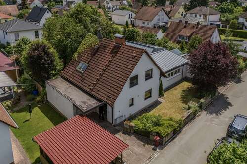 Foto - Haus zum Kaufen in Cadolzburg 749.000,00 € 234 m²