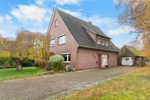 Foto - Haus zum Kaufen in Westerstede 229.000,00 € 204.87 m²