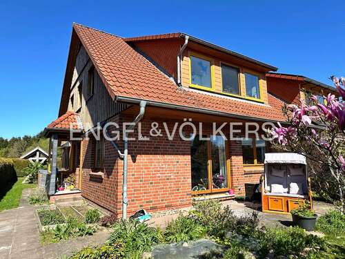 Foto - Haus zum Kaufen in Wenzendorf 399.000,00 € 132 m²
