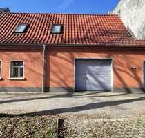 Haus zum Kaufen in Calbe 99.000,00 € 204 m²