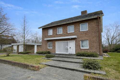 Foto - Haus zum Kaufen in Lippstadt 299.990,00 € 160 m²