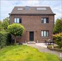 Haus zum Kaufen in Düsseldorf 2.350.000,00 € 395 m²