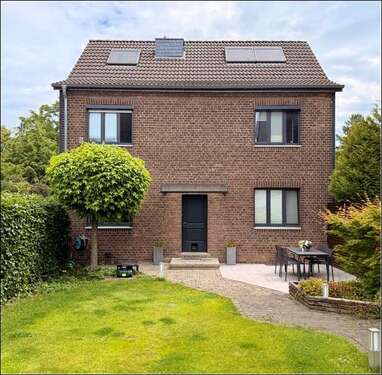 Foto - Haus zum Kaufen in Düsseldorf 2.350.000,00 € 395 m²