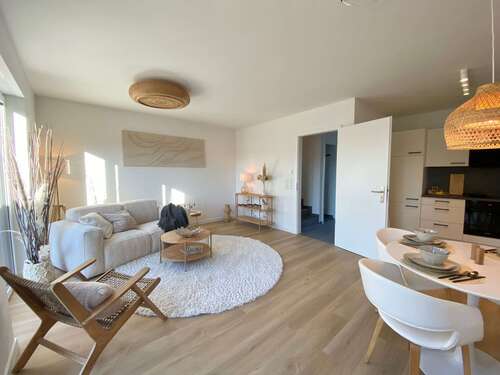 Foto - Haus zum Mieten in Rastede 1.550,00 € 123.14 m²