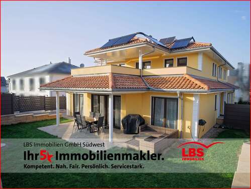 Foto - Haus zum Kaufen in Pforzheim 1.150.000,00 € 350 m²