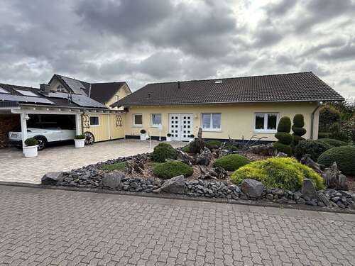 Foto - Haus zum Kaufen in Hümmerich 479.000,00 € 155 m²