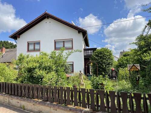 Foto - Haus zum Kaufen in Gau-Odernheim 379.000,00 € 130 m²