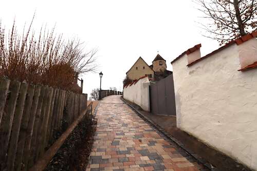 Foto - Haus zum Kaufen in Pappenheim 140.000,00 € 300 m²