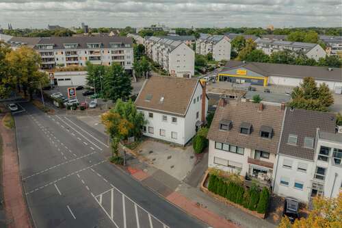 Foto - Haus zum Kaufen in Köln-Vingst 920.000,00 € 326 m²