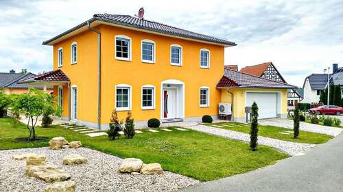 Foto - Haus zum Mieten in Altenburg 1.550,00 € 150 m²