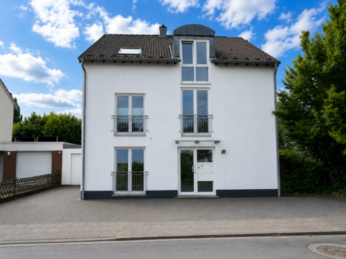 Foto - Haus zum Kaufen in Bergisch Gladbach 795.000,00 € 232 m²