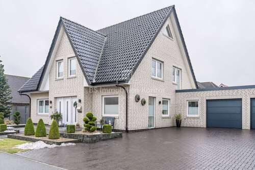 Foto - Haus zum Kaufen in Surwold 355.000,00 € 181.91 m²