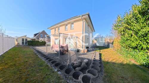 Foto - Haus zum Kaufen in Adendorf 499.000,00 € 120 m²