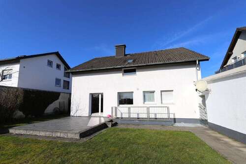 Foto - Haus zum Kaufen in Lage 350.000,00 € 148.7 m²