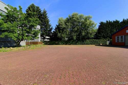 Foto - Garage zu vermieten in Köln Sürth 1.628,00 €
