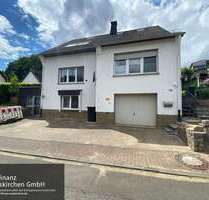 Haus zum Kaufen in Hellenthal 279.000,00 € 142 m²