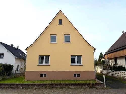 Foto - Haus zum Kaufen in Wildeck 137.000,00 € 121 m²