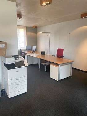 Foto - Büro in Erlangen 230,00 € 4 m² - 230,00&nbsp;EUR Kaltmiete, ca.&nbsp; 4,00&nbsp;m&sup2;
