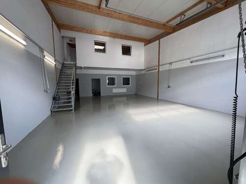 Foto - Halle in Ellerau 1.280,00 € 95 m²