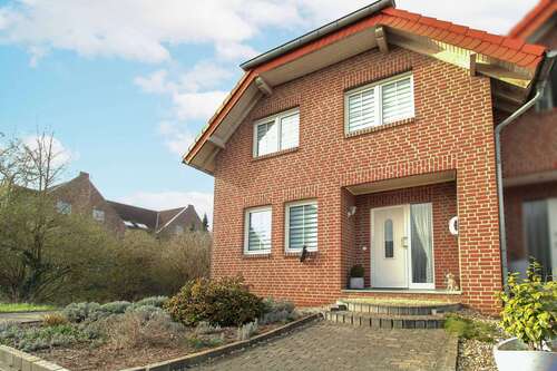 Foto - Haus zum Kaufen in Heinsberg 349.000,00 € 137.95 m²