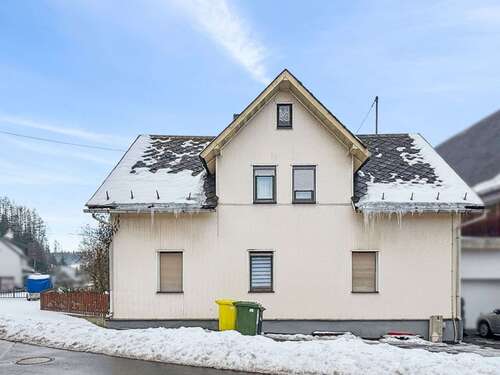 Foto - Haus zum Kaufen in Tettau 127.000,00 € 120 m²