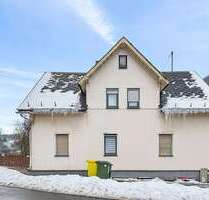 Haus zum Kaufen in Tettau 127.000,00 € 120 m²