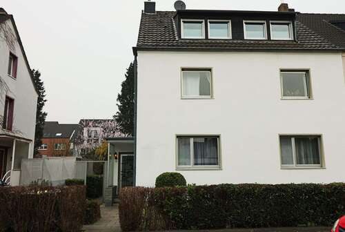 Foto - Haus zum Kaufen in Köln Holweide 785.000,00 € 195 m²