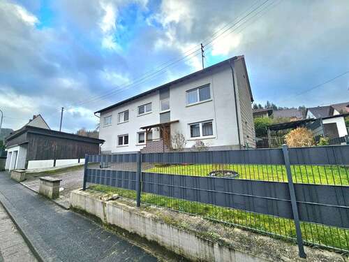 Foto - Haus zum Kaufen in Kaiserslautern 315.000,00 € 217.2 m²