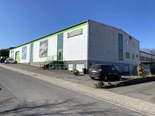 Foto - Halle in Nickenich 1.200.000,00 € 1910 m²