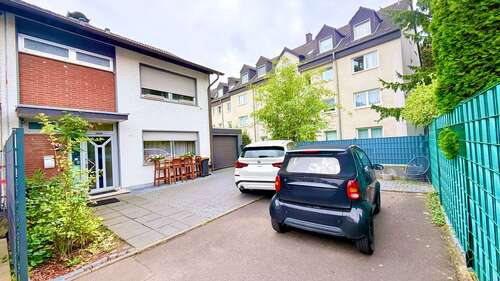 Foto - Haus zum Kaufen in Niederkassel 449.900,00 € 118 m²